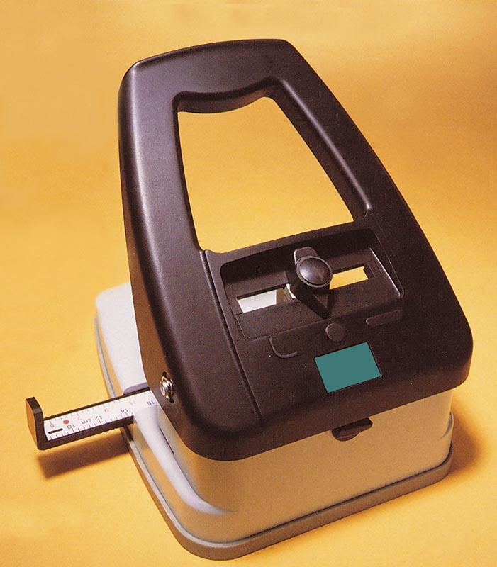 Τρυπητική μηχανή 3 λειτουργιών