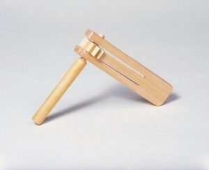 Kρόταλο ξύλινο 15x15x3εκ.