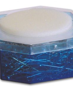 Καρφίτσες σε κουτί