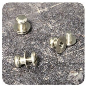 Μεταλλικό πόμολο 7 χιλ. μήκος, ασημί