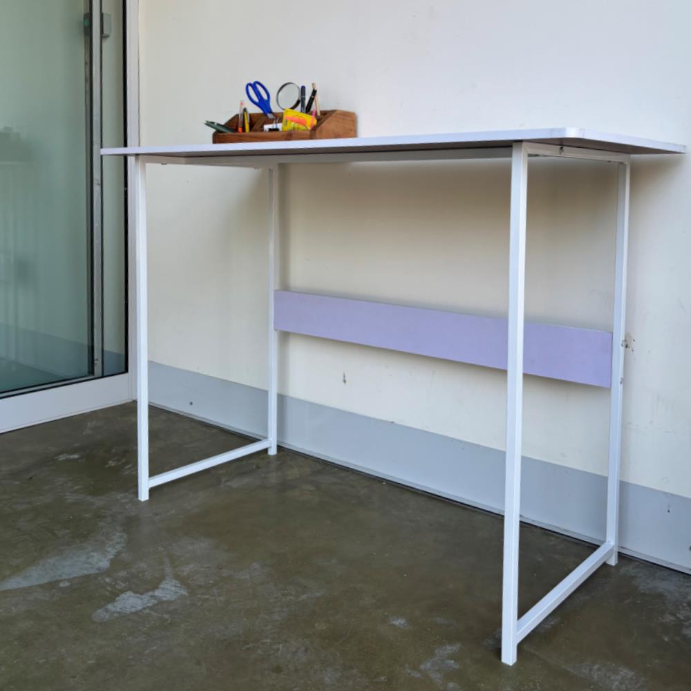 Γραφείο μίνιμαλ με λευκό σκελετό και λιλά επιφάνεια 100x45xΥ72εκ. - Image 3